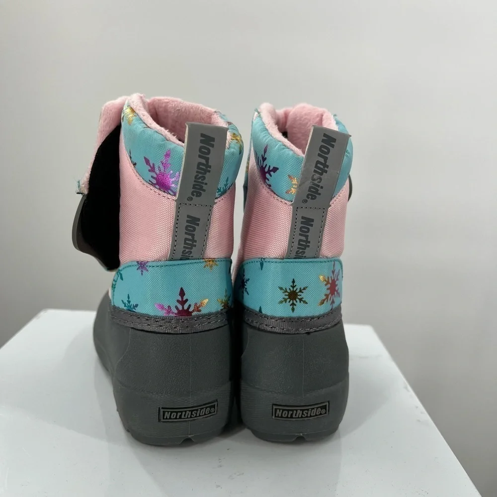 North side Frosty Kids Snow Boots 8 NWOT